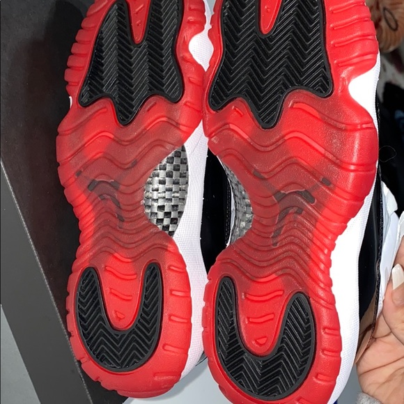 Jordan 11 Retro Low Concord Bred (GS) - Picture 3 of 5